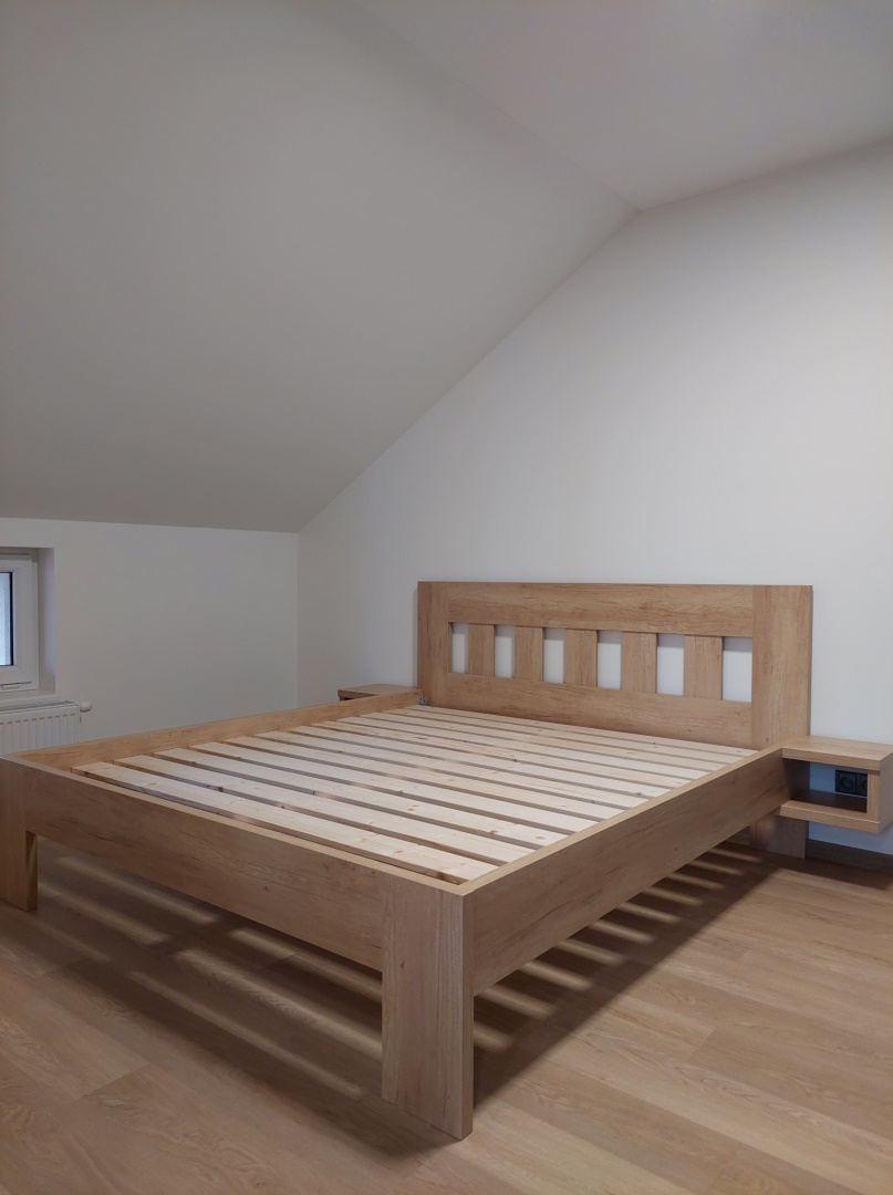 Postel lamino dub Bardolino přírodní, prkenný rošt