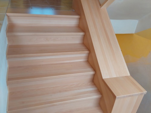 Obklad betonového schodiště