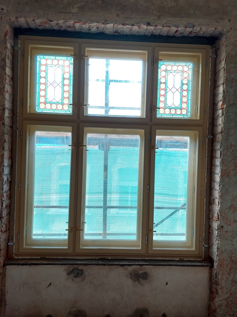 Replika špaletových oken